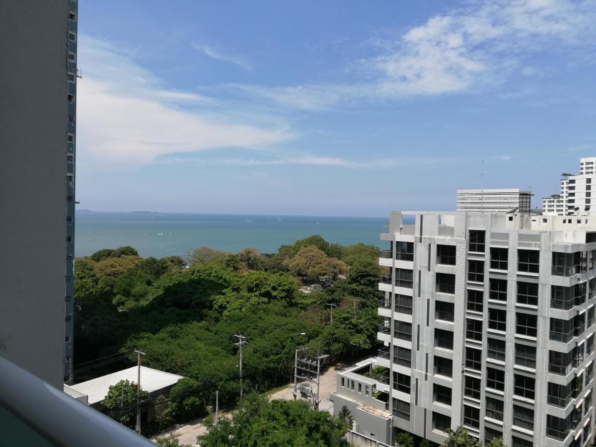 Cosy Beach View Apartments Pattaya Extérieur photo