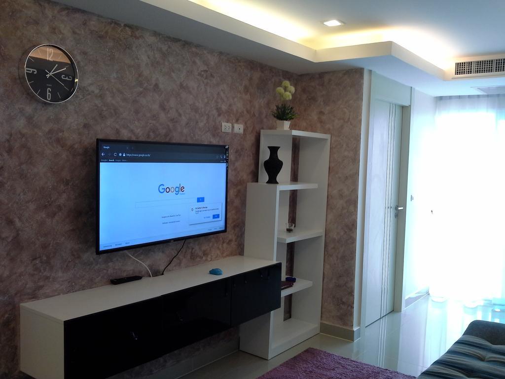 Cosy Beach View Apartments Pattaya Extérieur photo