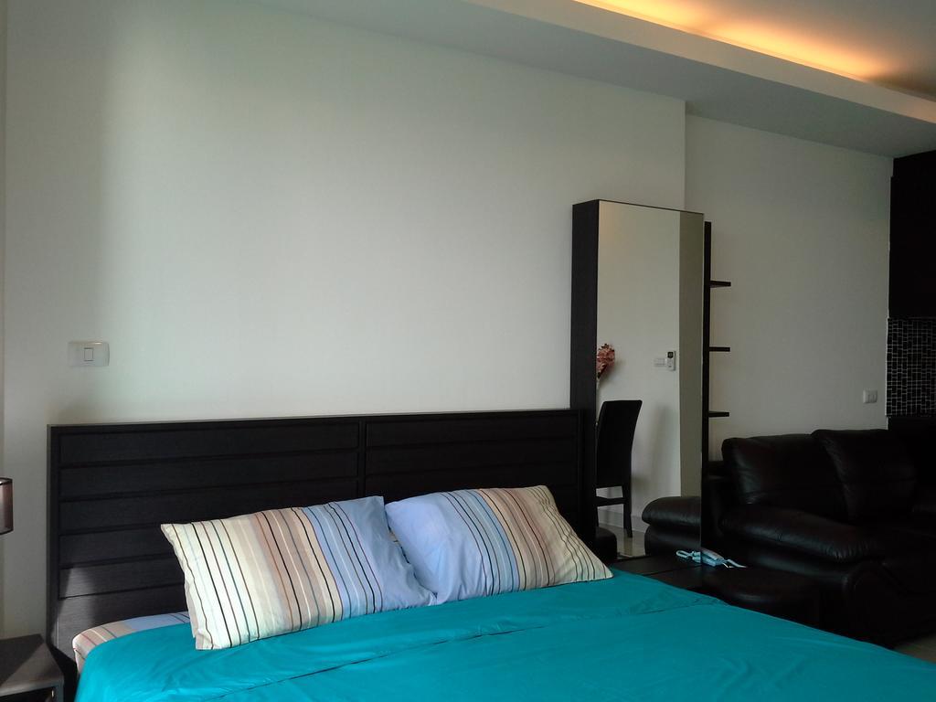 Cosy Beach View Apartments Pattaya Extérieur photo