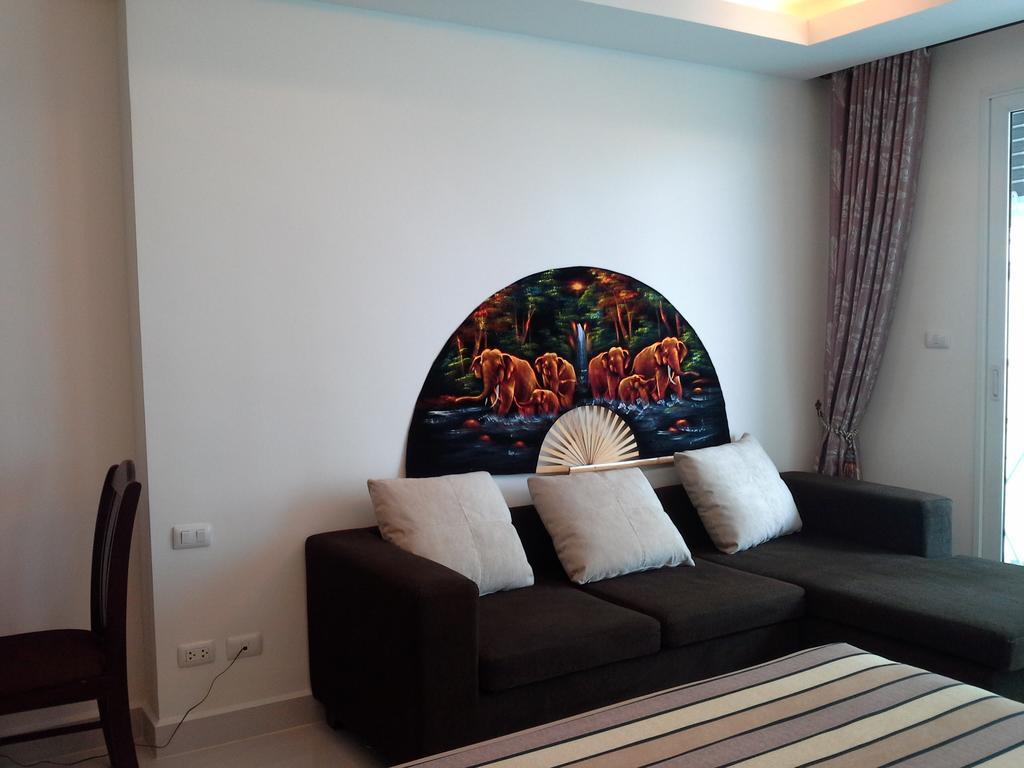 Cosy Beach View Apartments Pattaya Extérieur photo