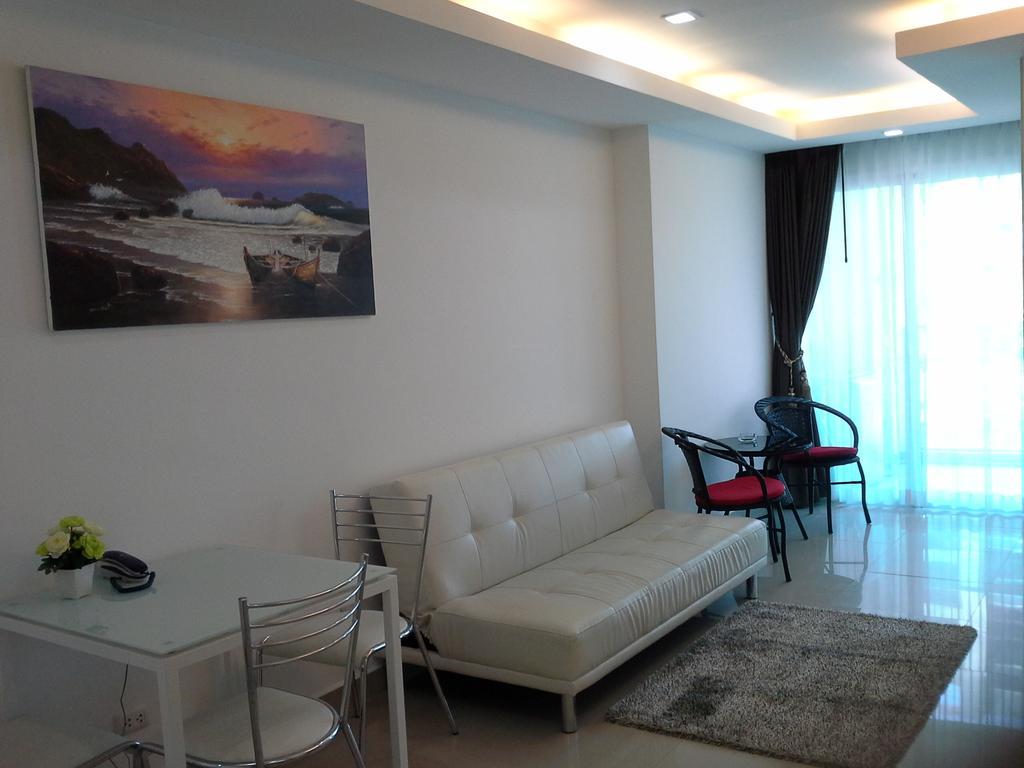 Cosy Beach View Apartments Pattaya Extérieur photo