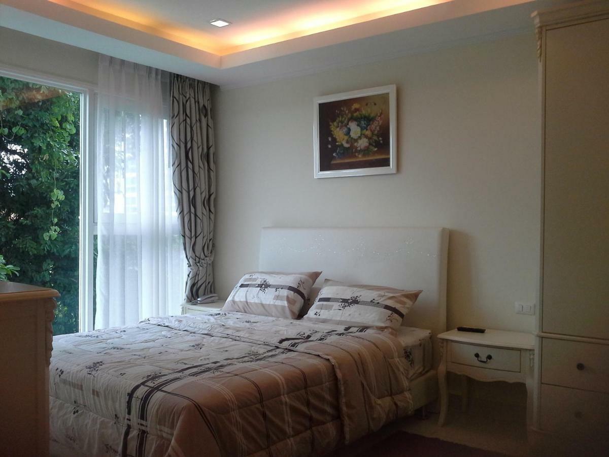 Cosy Beach View Apartments Pattaya Extérieur photo