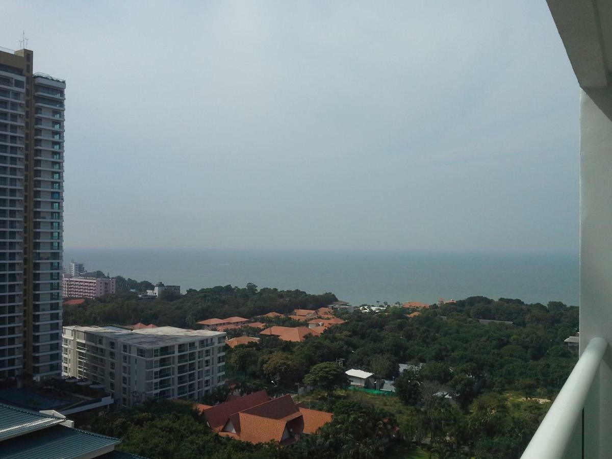 Cosy Beach View Apartments Pattaya Extérieur photo